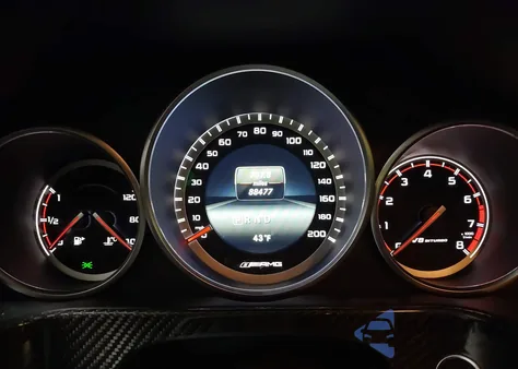 2014 Mercedes-Benz E 63 Amg S 4Matic z USA, uszkodzony, nr VIN WDDHF7GBXEA953372